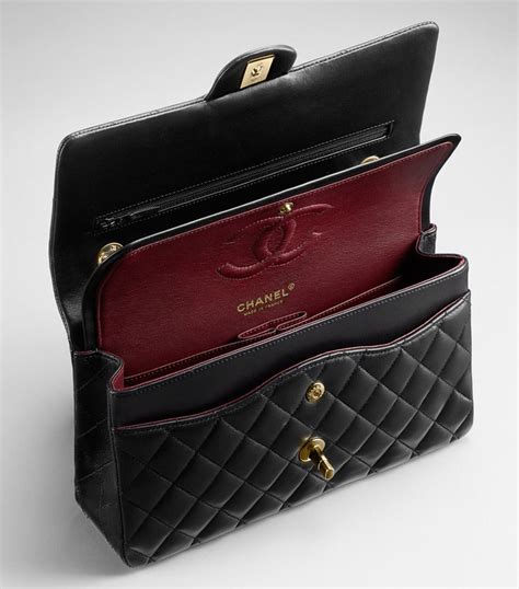 chanel classique flap